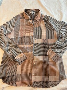 Rose & Olive Beige and Black Patterned Button-Up Shirt